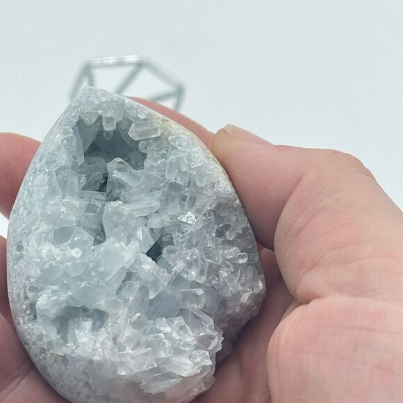 Celestine egg crystal carving stone points light blue 2.5” - Picture 8 of 11